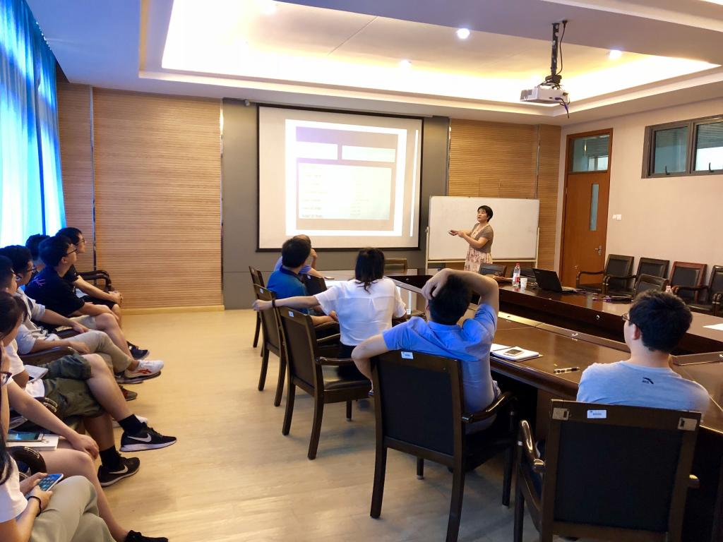 说明: http://iot.jiangnan.edu.cn/__local/F/6E/AB/092B8A0D8AA500DE89844A0A8AB_D910BF55_18964.jpg